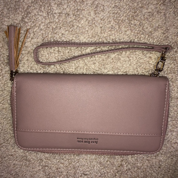 Wallet - Picture 1 of 7